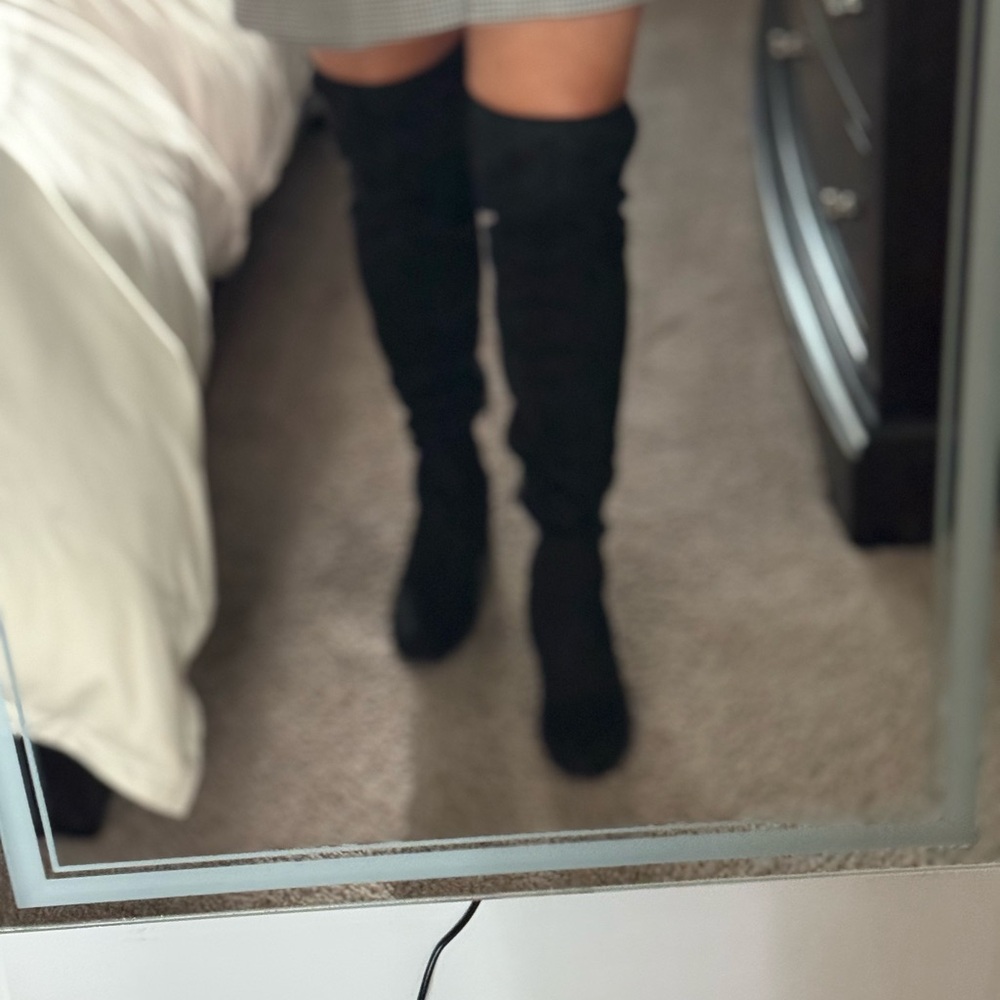 Elegant Black Over the Knee Boots